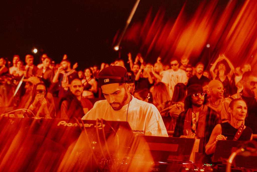 The Martinez Brothers – No Art 2025