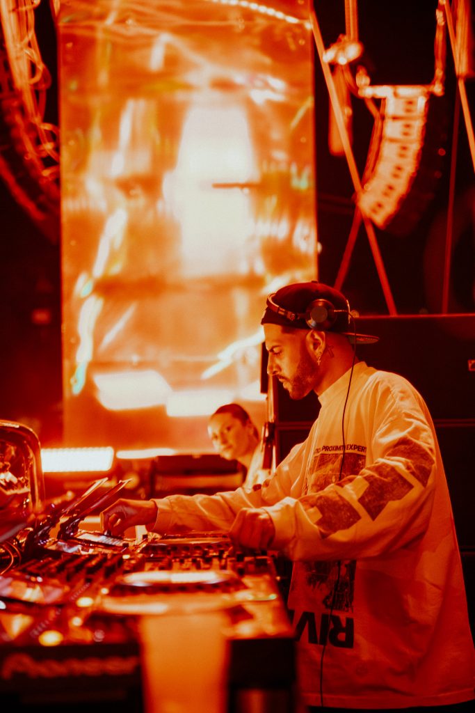 The Martinez Brothers – No Art 2025