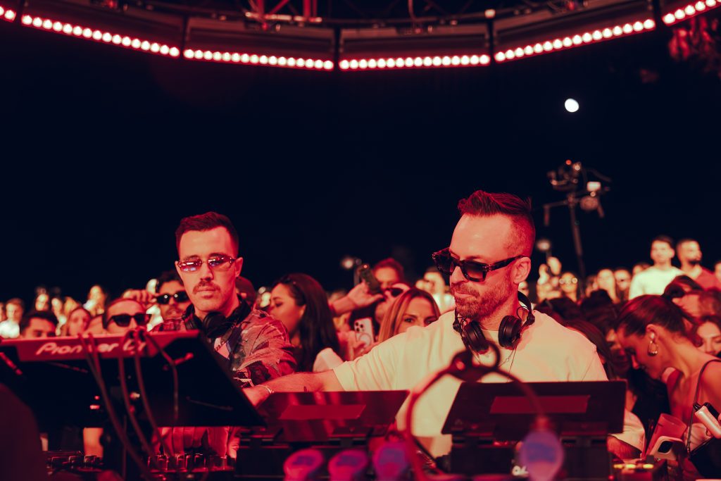 Rufus Du Sol – NO ART 2025